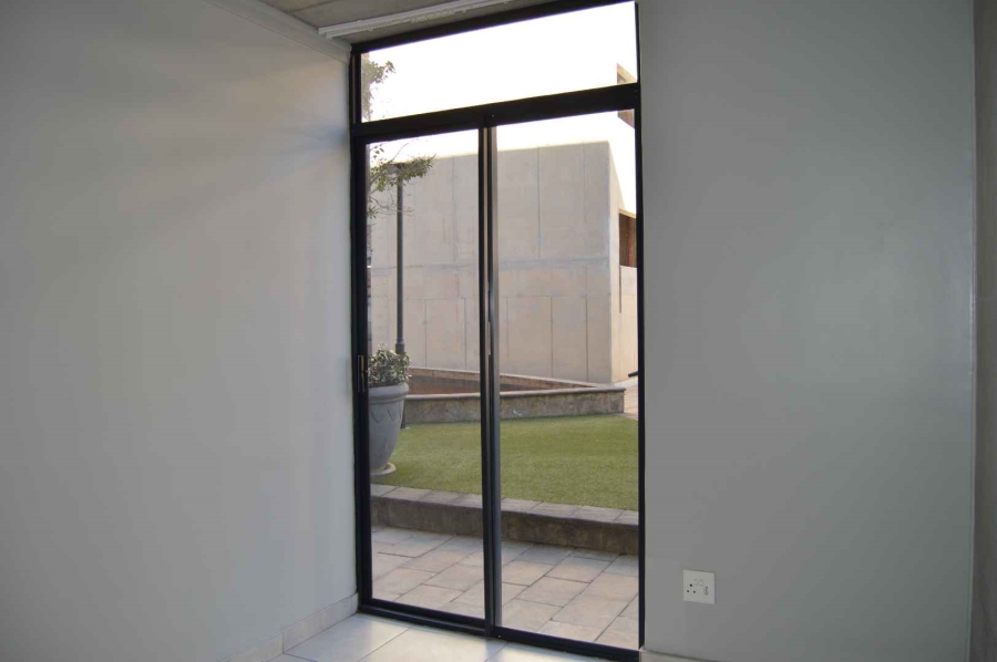 To Let 2 Bedroom Property for Rent in Brooklyn Gauteng