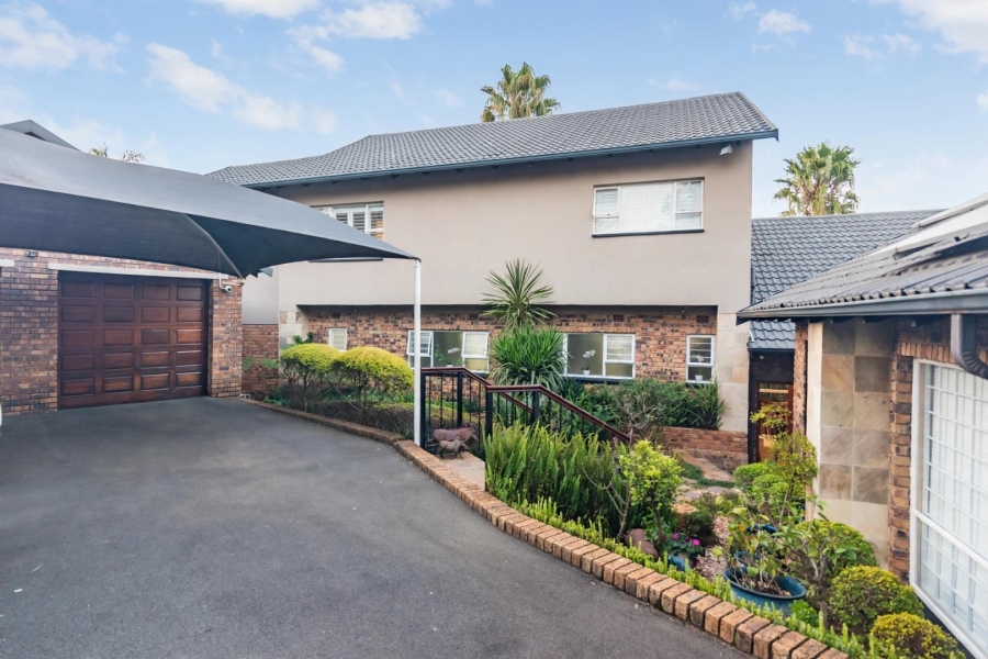 7 Bedroom Property for Sale in Noordheuwel Gauteng