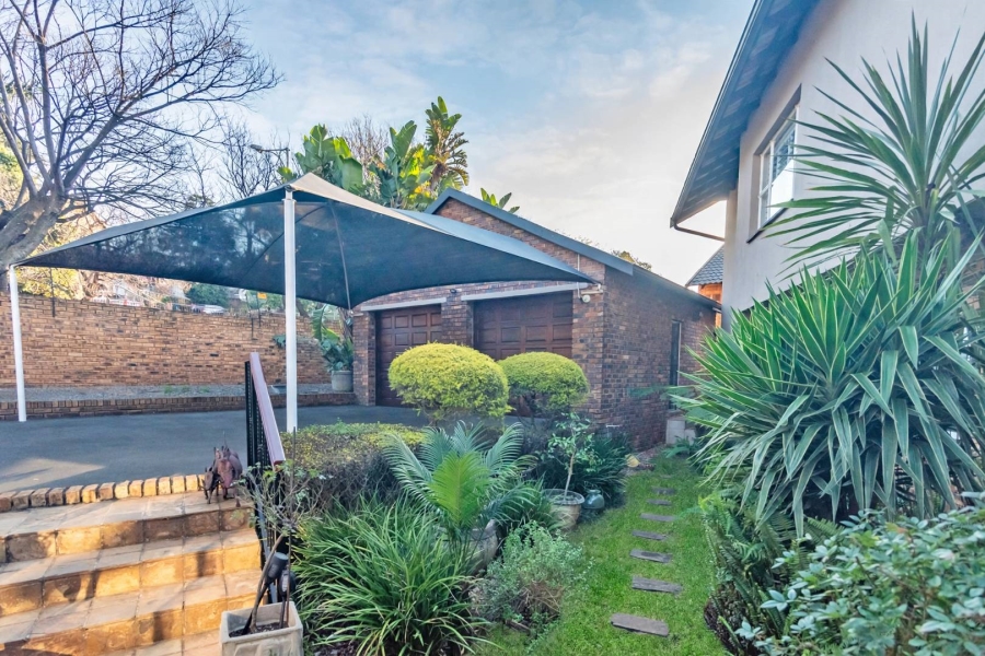 7 Bedroom Property for Sale in Noordheuwel Gauteng
