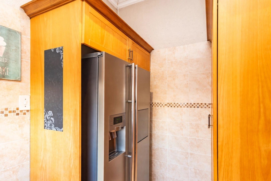 7 Bedroom Property for Sale in Noordheuwel Gauteng