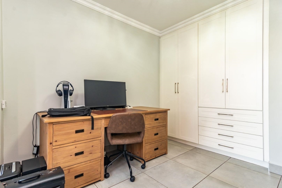 7 Bedroom Property for Sale in Noordheuwel Gauteng