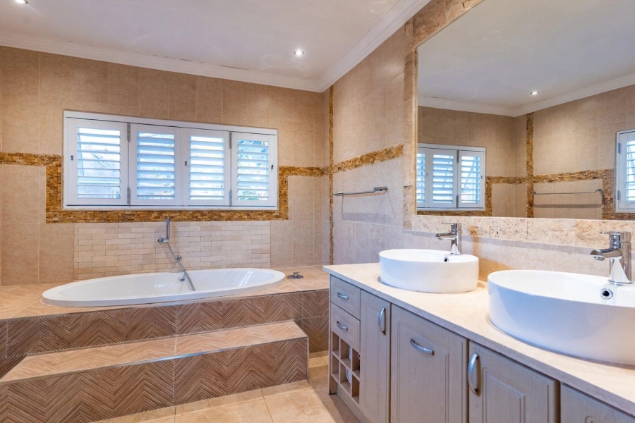 7 Bedroom Property for Sale in Noordheuwel Gauteng