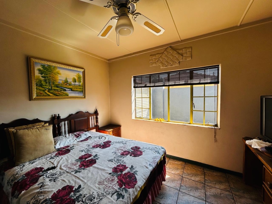 5 Bedroom Property for Sale in Vanderbijlpark SE 1 Gauteng