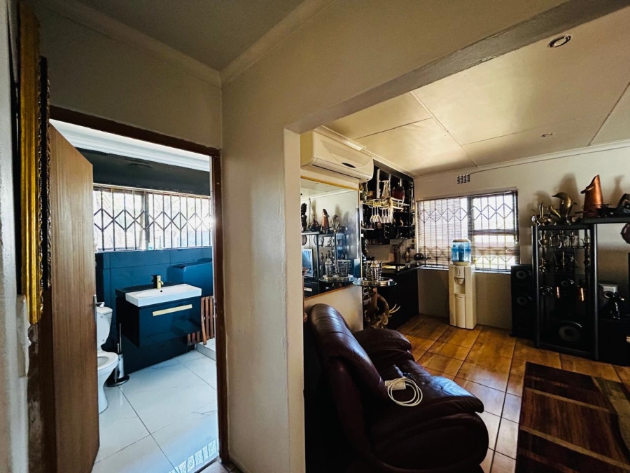 5 Bedroom Property for Sale in Vanderbijlpark SE 1 Gauteng