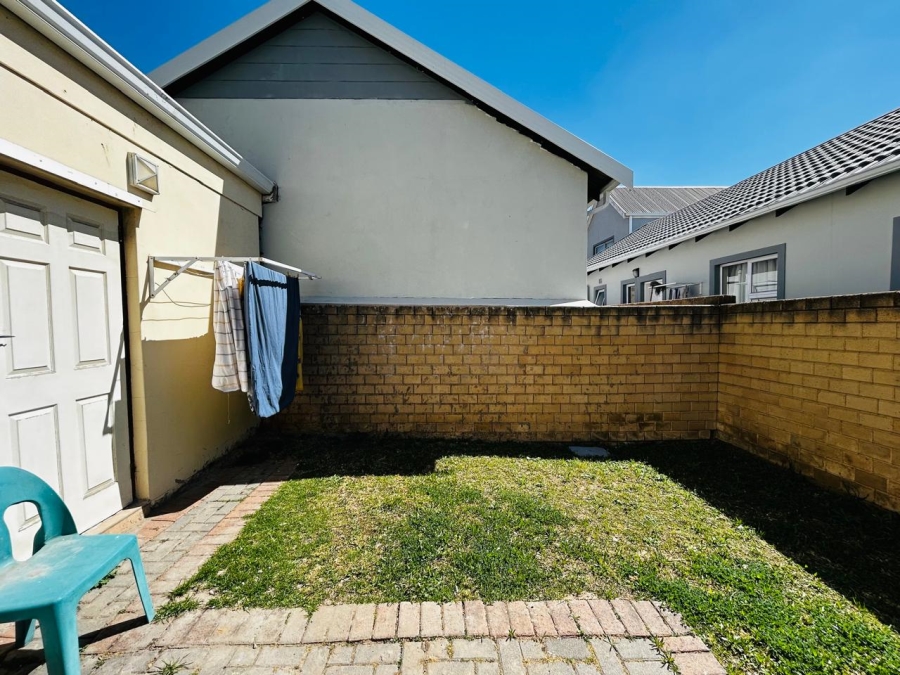 2 Bedroom Property for Sale in Bedworth Park Gauteng