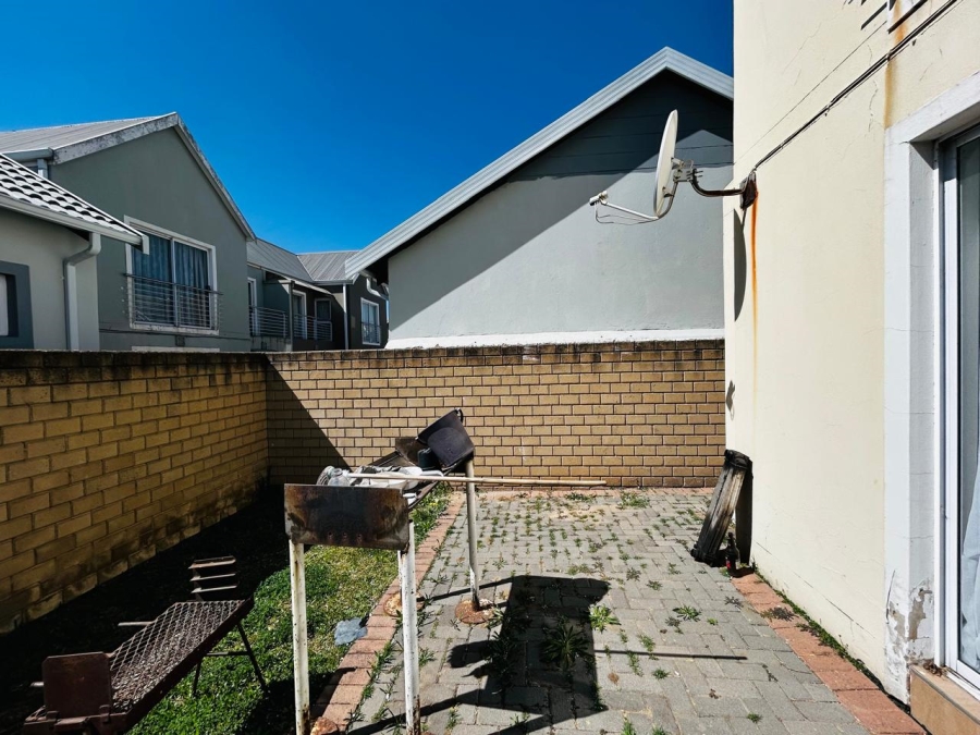 2 Bedroom Property for Sale in Bedworth Park Gauteng