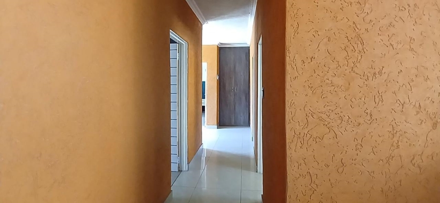 3 Bedroom Property for Sale in Kookrus Gauteng