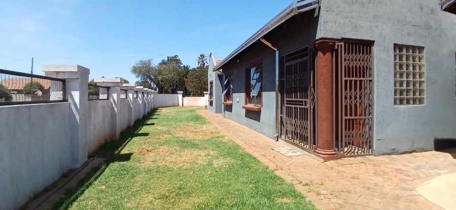 3 Bedroom Property for Sale in Kookrus Gauteng
