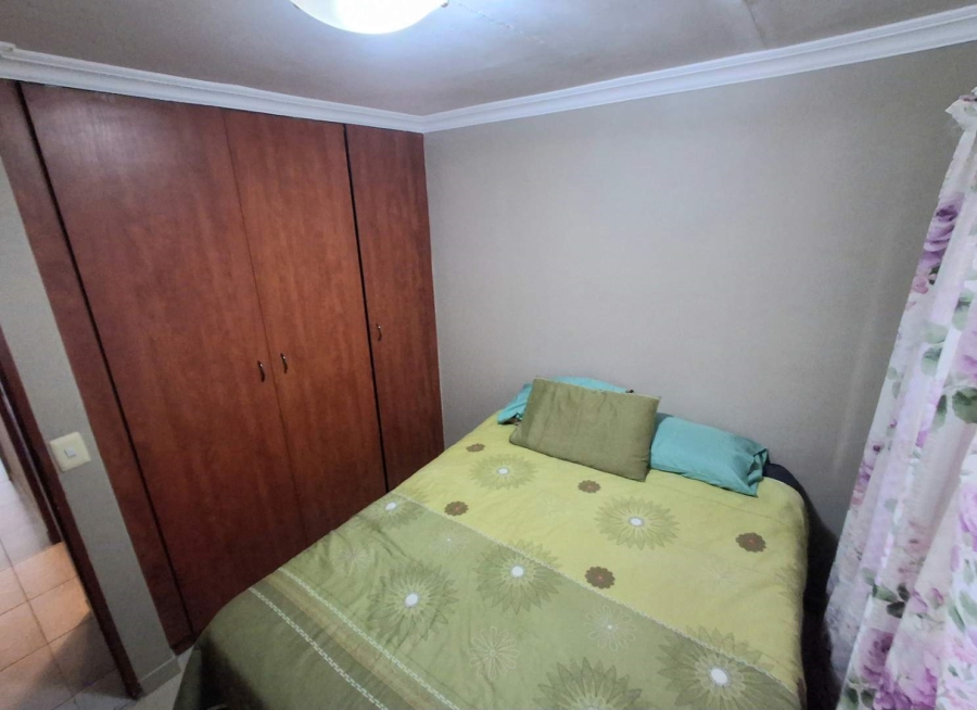 2 Bedroom Property for Sale in Magalieskruin Gauteng