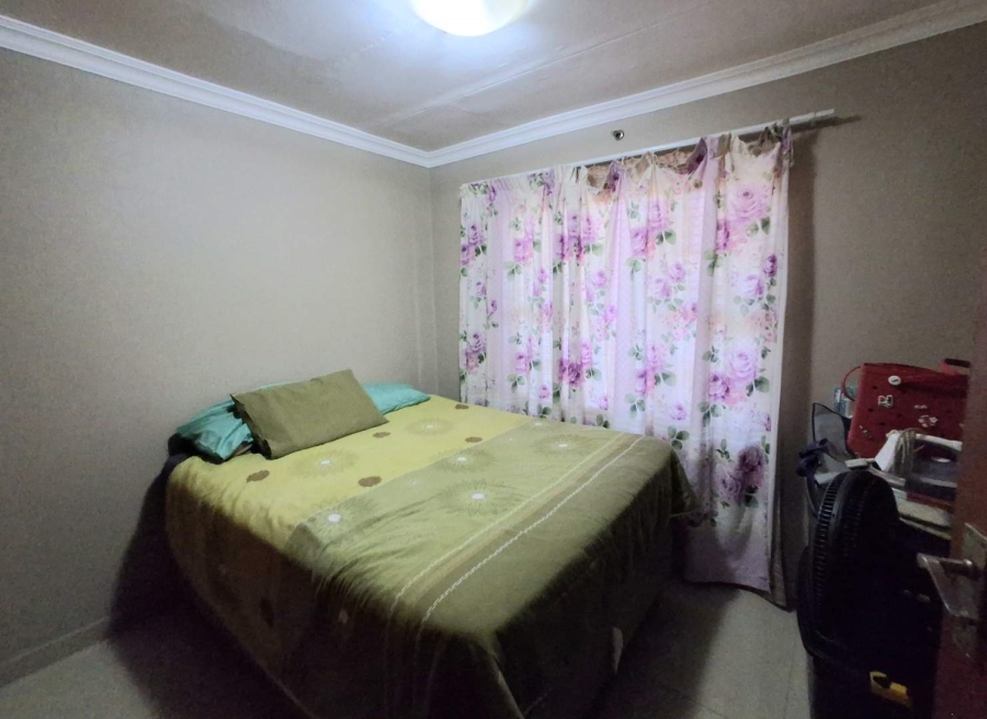 2 Bedroom Property for Sale in Magalieskruin Gauteng