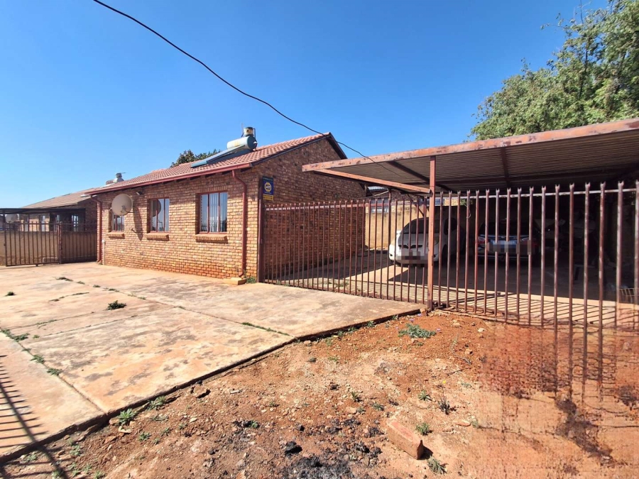 2 Bedroom Property for Sale in Atteridgeville Gauteng