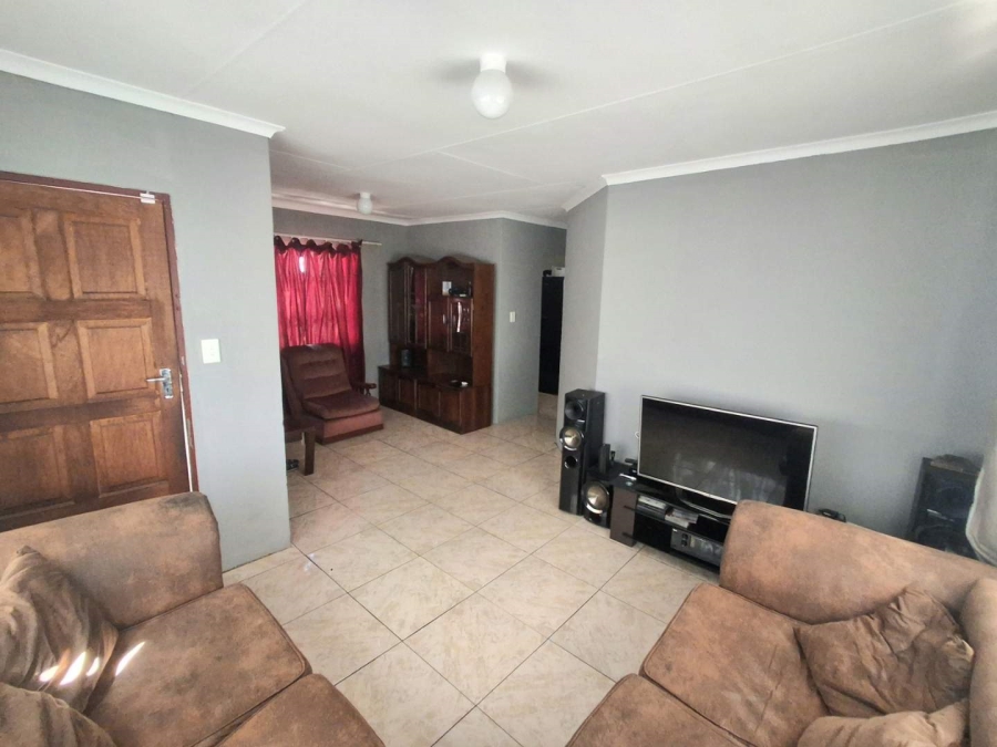 2 Bedroom Property for Sale in Atteridgeville Gauteng