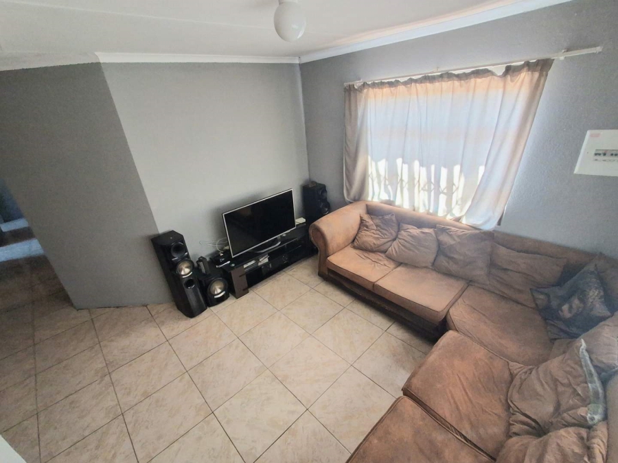 2 Bedroom Property for Sale in Atteridgeville Gauteng
