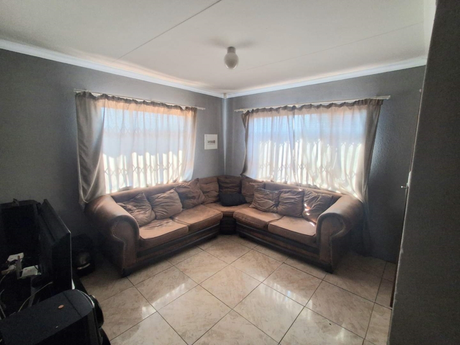 2 Bedroom Property for Sale in Atteridgeville Gauteng