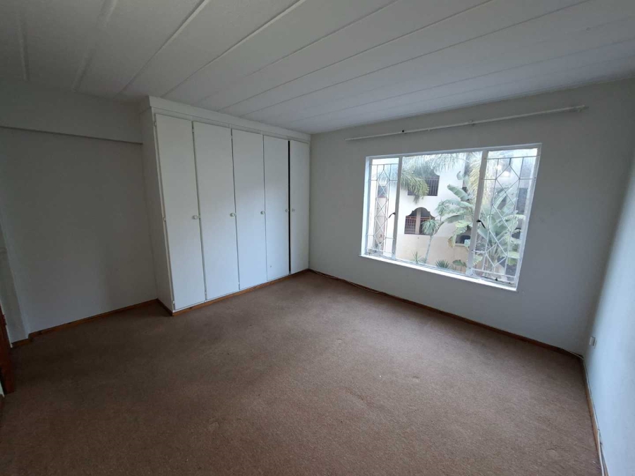 2 Bedroom Property for Sale in Helderkruin Gauteng