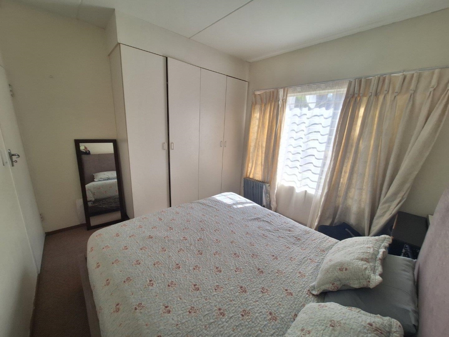 2 Bedroom Property for Sale in Wilgeheuwel Gauteng