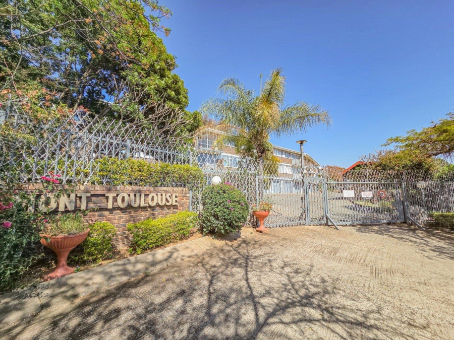 3 Bedroom Property for Sale in La Montagne Gauteng