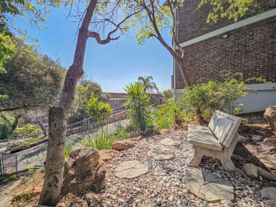 3 Bedroom Property for Sale in La Montagne Gauteng