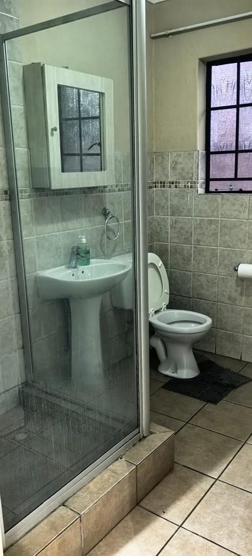2 Bedroom Property for Sale in Theresa Park Gauteng