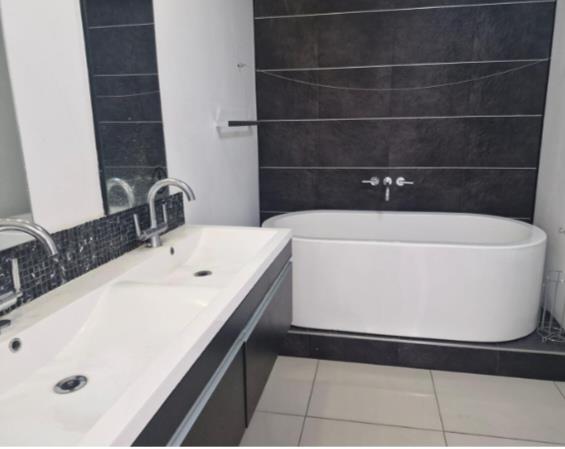 To Let 2 Bedroom Property for Rent in Morningside Gauteng