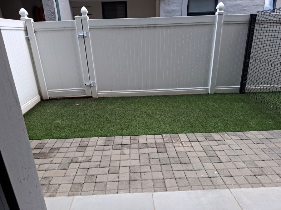 2 Bedroom Property for Sale in Morningside Gauteng
