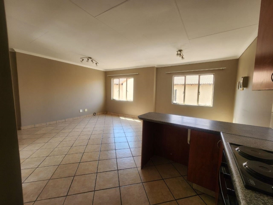 To Let 2 Bedroom Property for Rent in Noordhang Gauteng