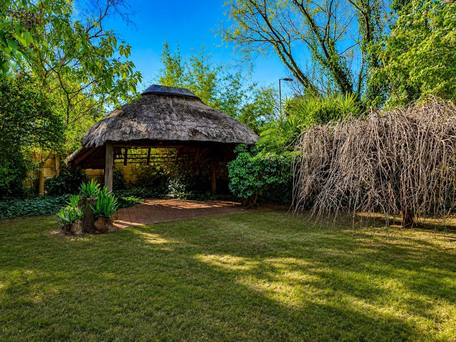 4 Bedroom Property for Sale in Noordwyk Gauteng