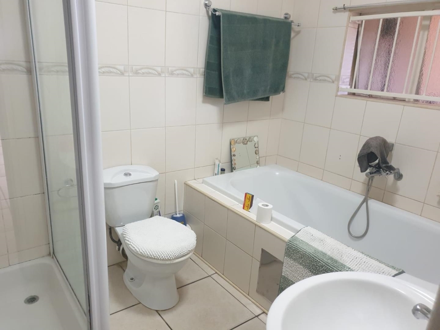 To Let 1 Bedroom Property for Rent in Northmead Gauteng