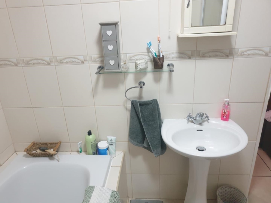 To Let 1 Bedroom Property for Rent in Northmead Gauteng
