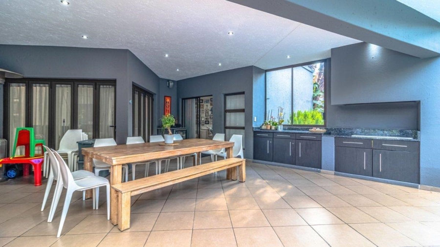 4 Bedroom Property for Sale in Dowerglen Gauteng