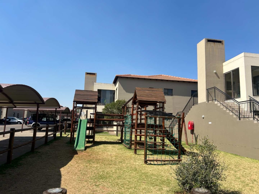 2 Bedroom Property for Sale in Goedeburg Gauteng