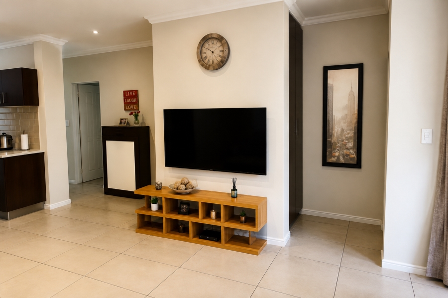 3 Bedroom Property for Sale in Greenstone Hill Gauteng