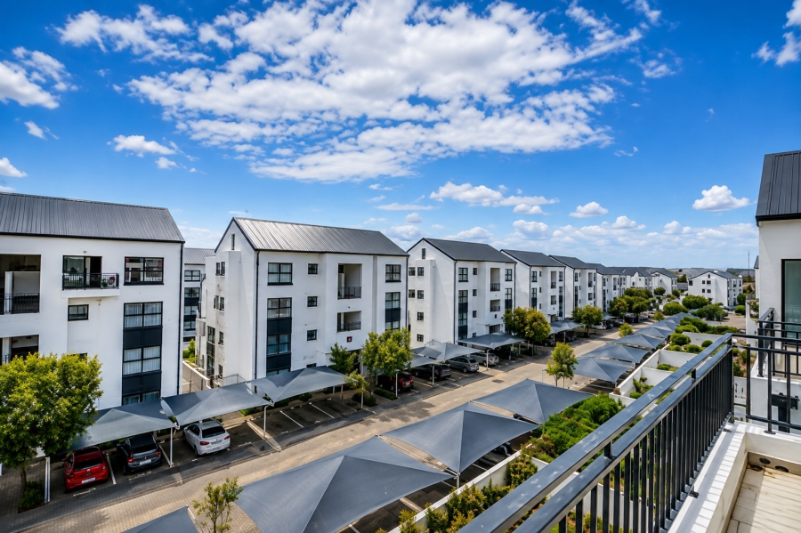 3 Bedroom Property for Sale in Greenstone Hill Gauteng