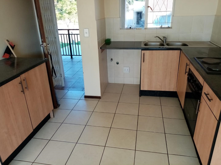 To Let 2 Bedroom Property for Rent in North Riding AH Gauteng