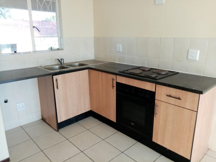 To Let 2 Bedroom Property for Rent in North Riding AH Gauteng