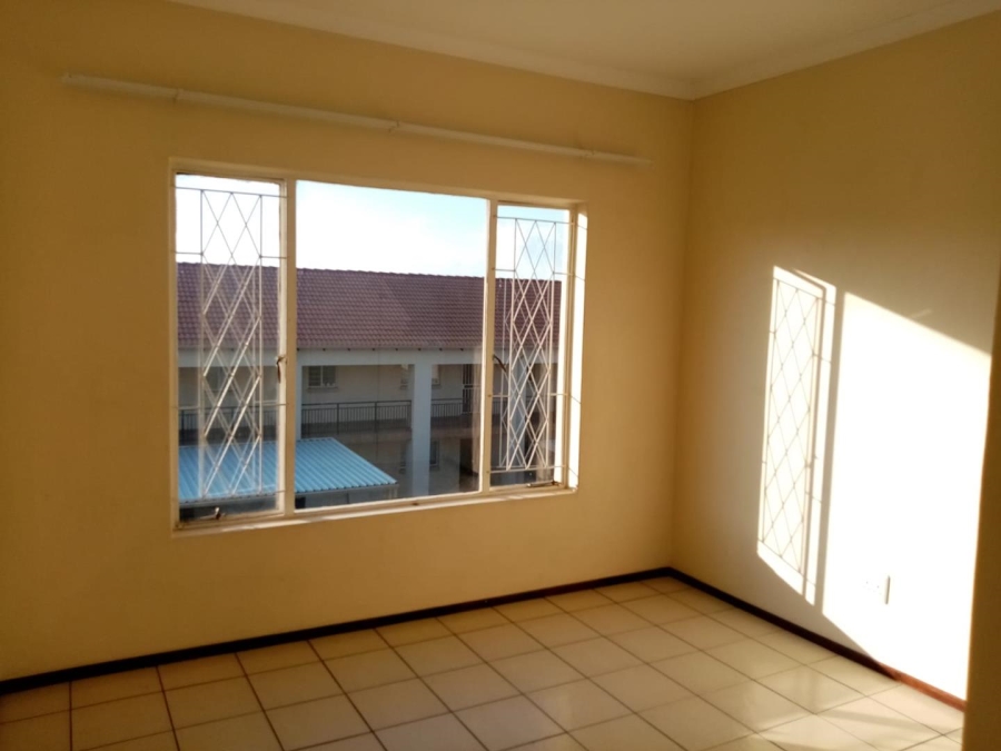 To Let 2 Bedroom Property for Rent in North Riding AH Gauteng