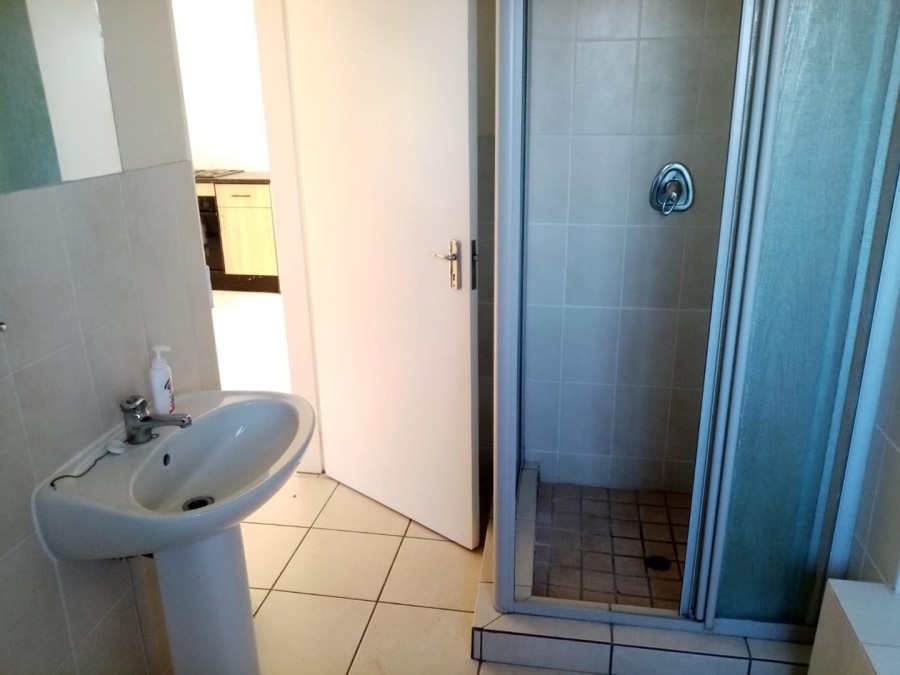 To Let 2 Bedroom Property for Rent in North Riding AH Gauteng