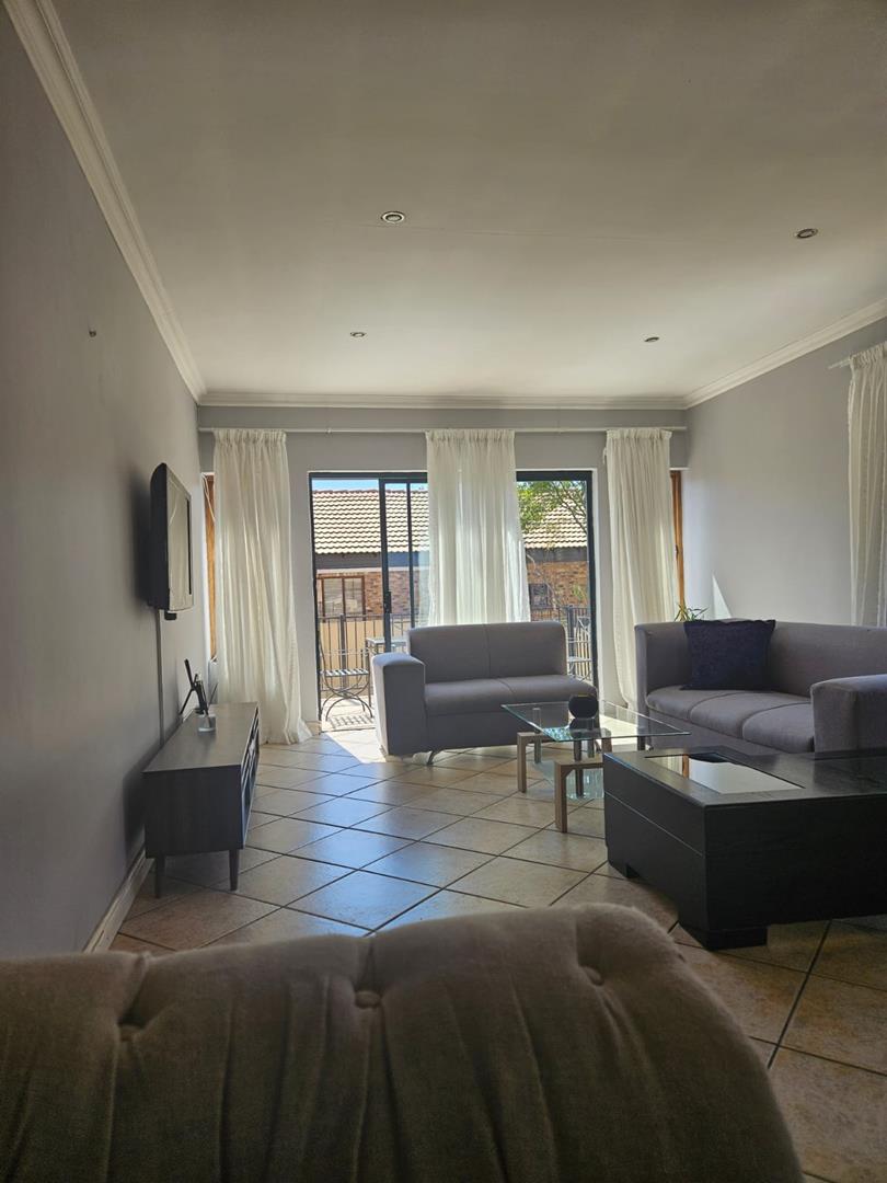 3 Bedroom Property for Sale in Thatchfield Gardens Gauteng