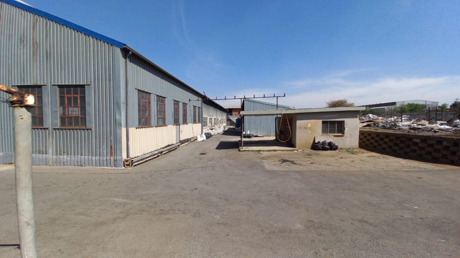 To Let Commercial Property for Rent in Alrode Gauteng
