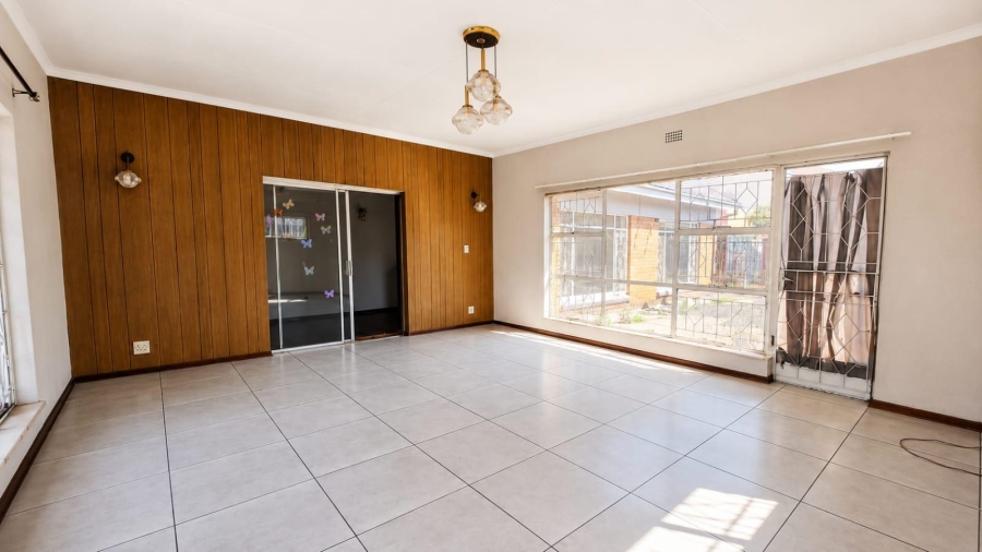 3 Bedroom Property for Sale in Florentia Gauteng