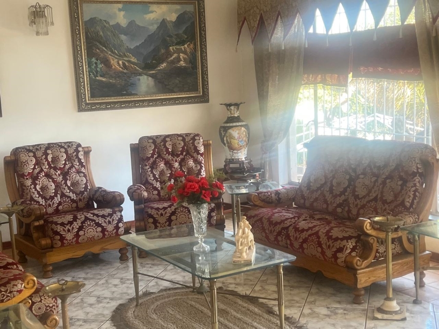 5 Bedroom Property for Sale in Glenvista Gauteng