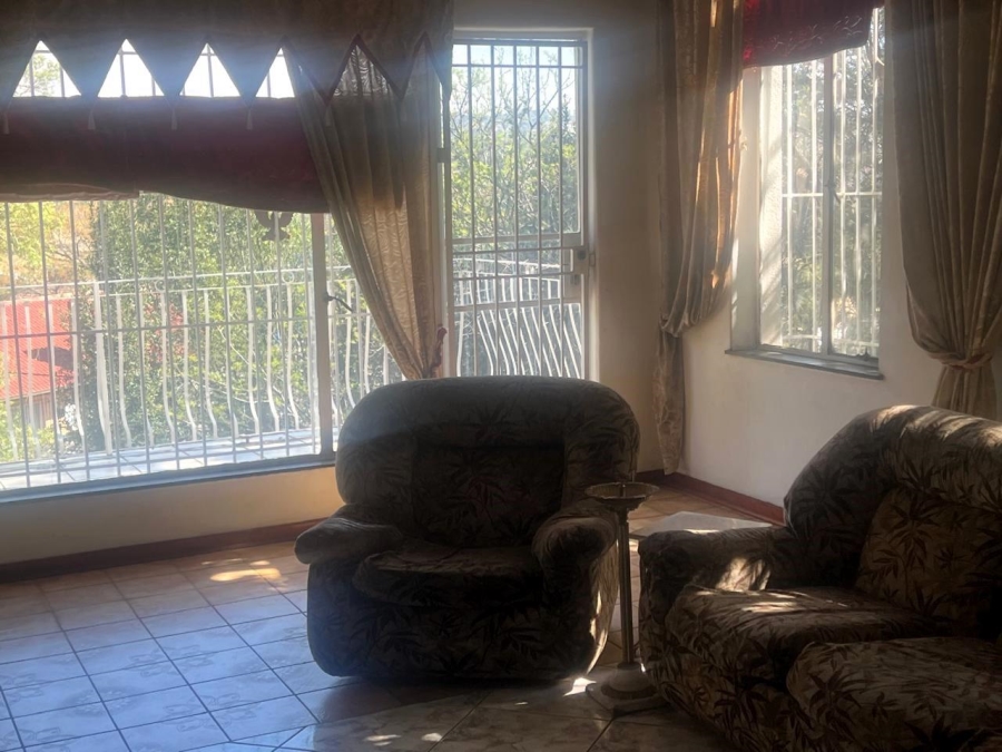 5 Bedroom Property for Sale in Glenvista Gauteng