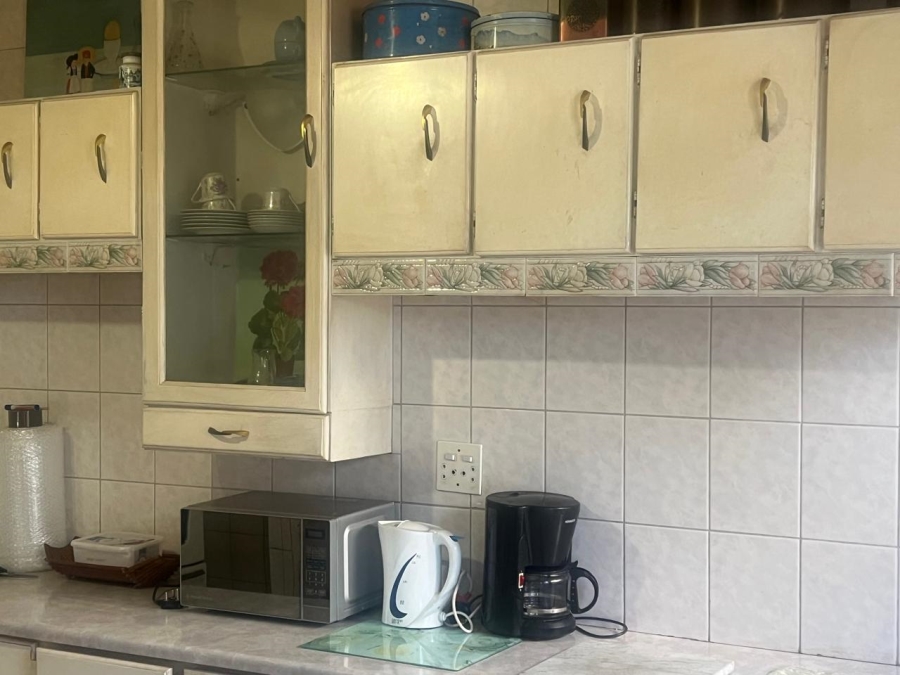 5 Bedroom Property for Sale in Glenvista Gauteng