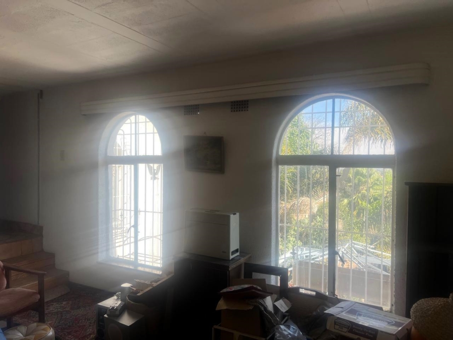 5 Bedroom Property for Sale in Glenvista Gauteng