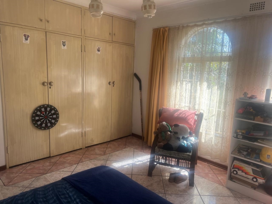 5 Bedroom Property for Sale in Glenvista Gauteng