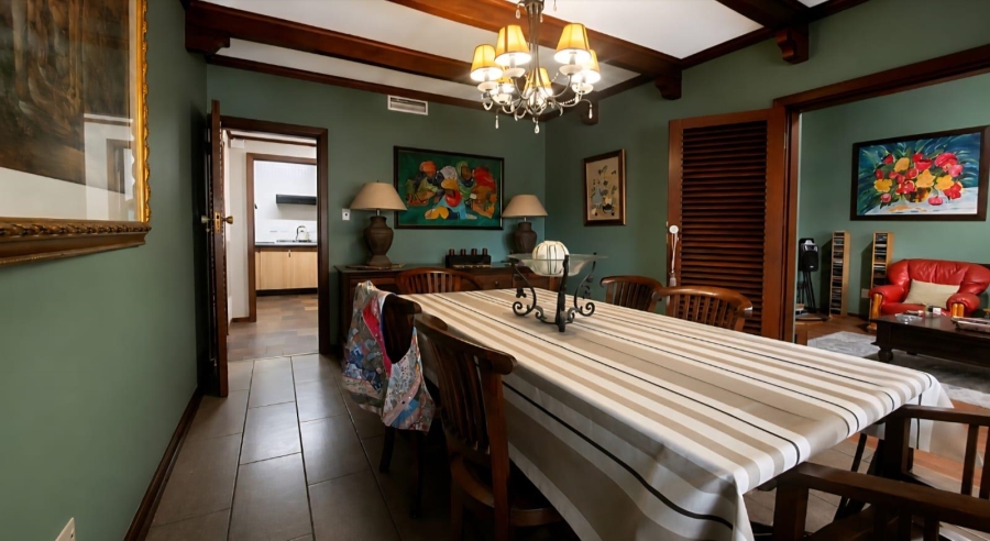 4 Bedroom Property for Sale in Parkhill Gardens Gauteng