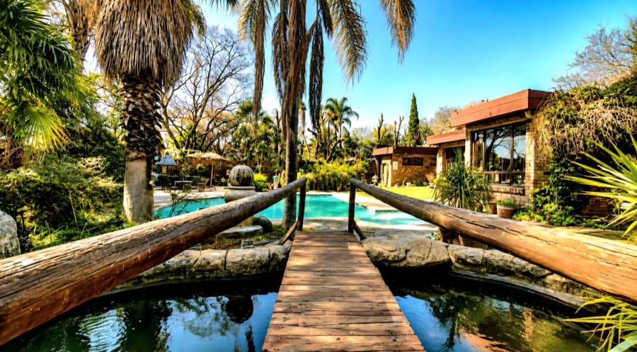4 Bedroom Property for Sale in Parkhill Gardens Gauteng