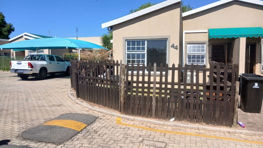 2 Bedroom Property for Sale in Meyersdal Gauteng