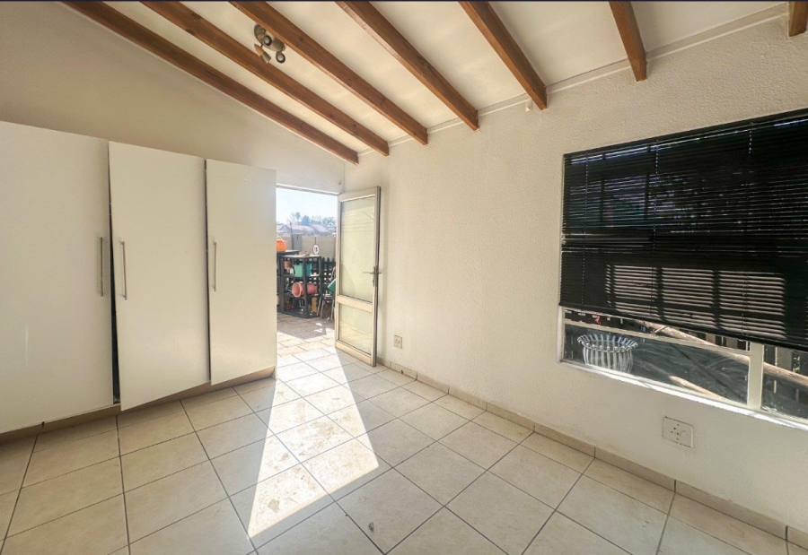 2 Bedroom Property for Sale in Meyersdal Gauteng