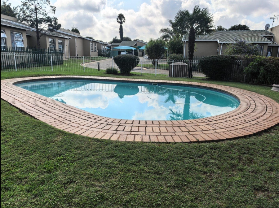 2 Bedroom Property for Sale in Meyersdal Gauteng